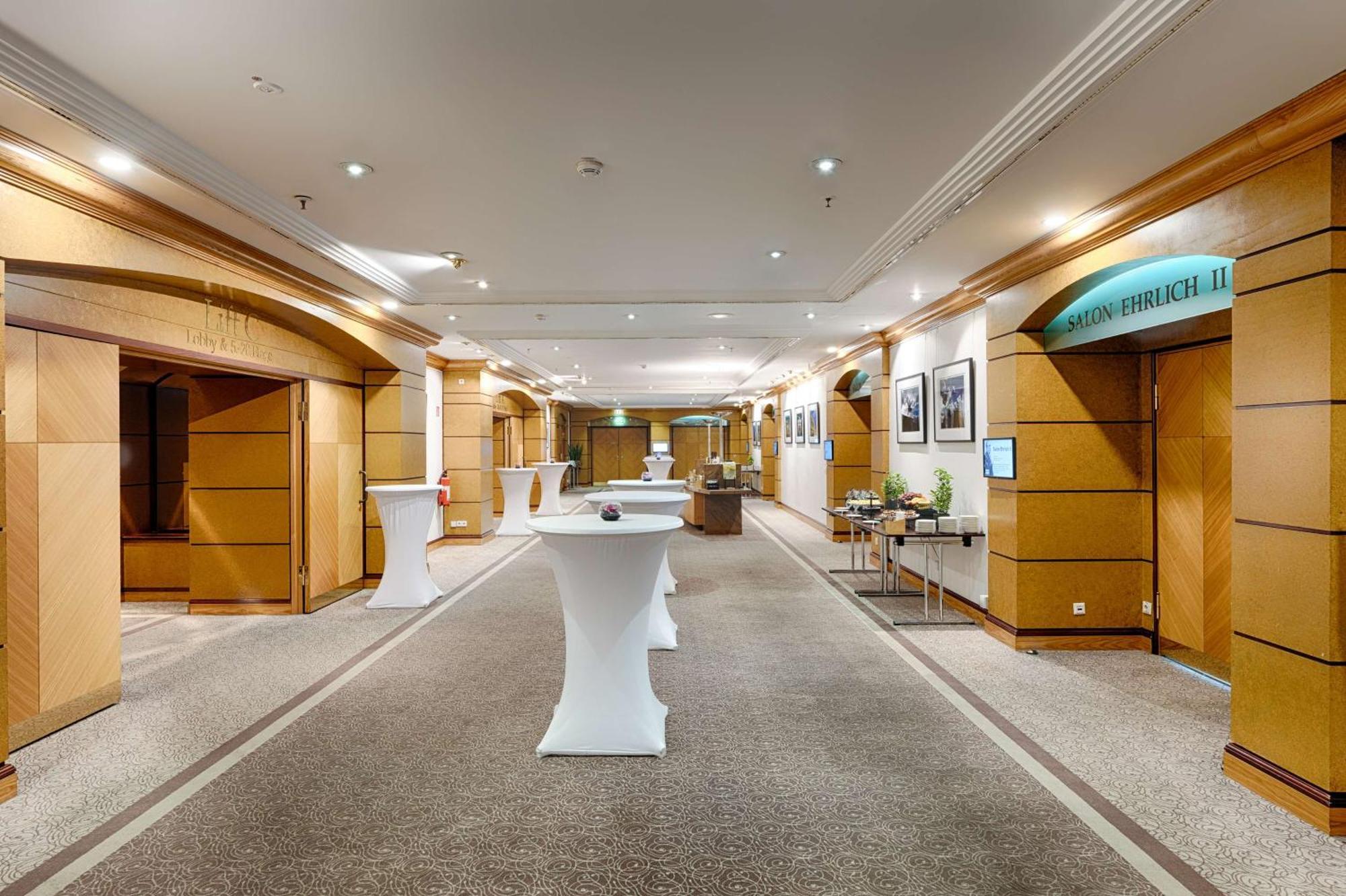 Park Inn By Radisson Berlin Alexanderplatz Esterno foto Reception hall