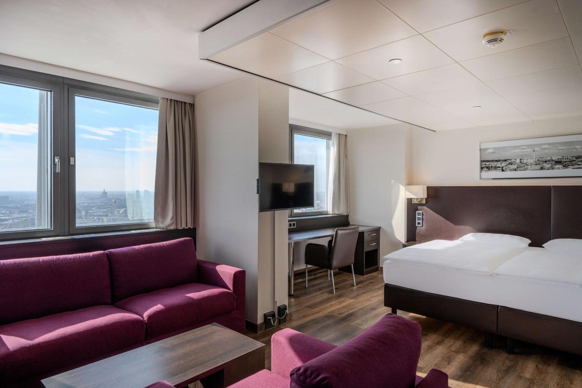 Park Inn By Radisson Berlin Alexanderplatz Esterno foto