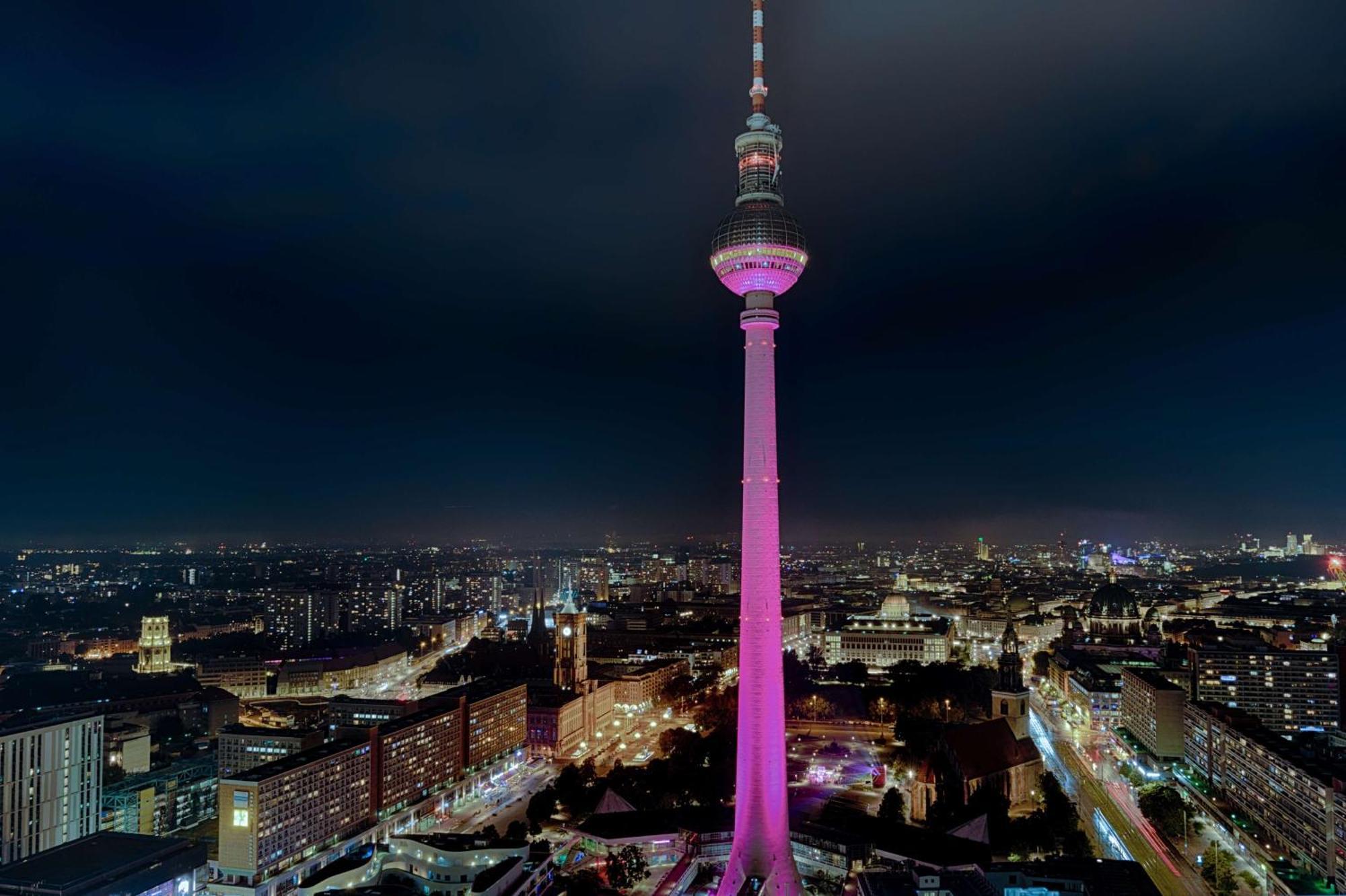 Park Inn By Radisson Berlin Alexanderplatz Esterno foto